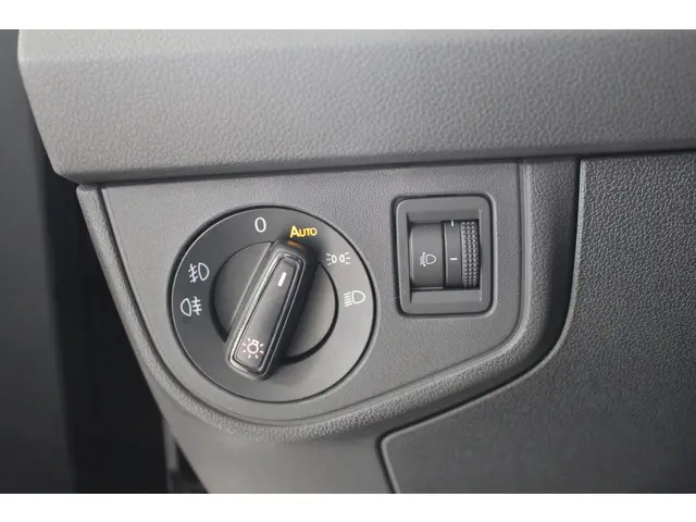 Volkswagen Polo 1.0 TSI Comfortline 2021 Benzine 12