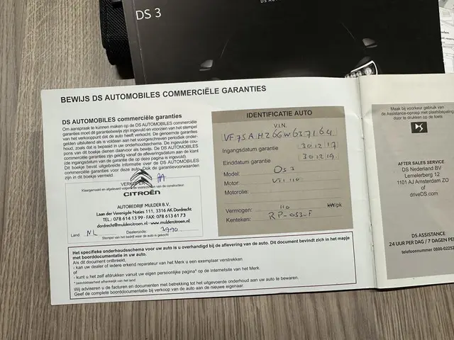DS DS 3 1.2 PureTech 110PK So Chic 2017 Benzine 27