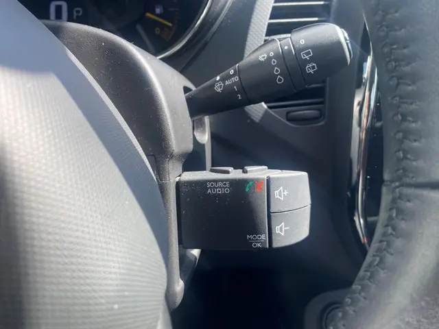 Renault Captur 1.2 TCe Helly Hansen 2015 Benzine 13