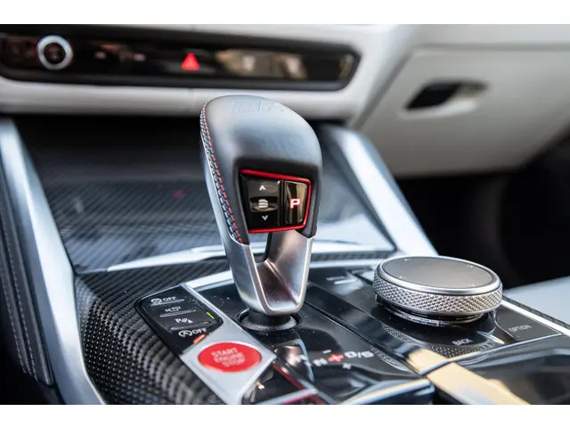 BMW M3 3-serie Touring xDrive Competition 2023 Benzine 42