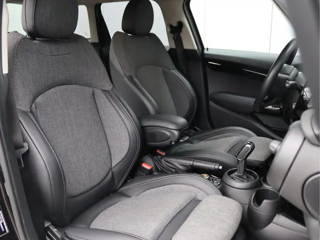 MINI Cooper 1.5 Salt 2021 Benzine 21