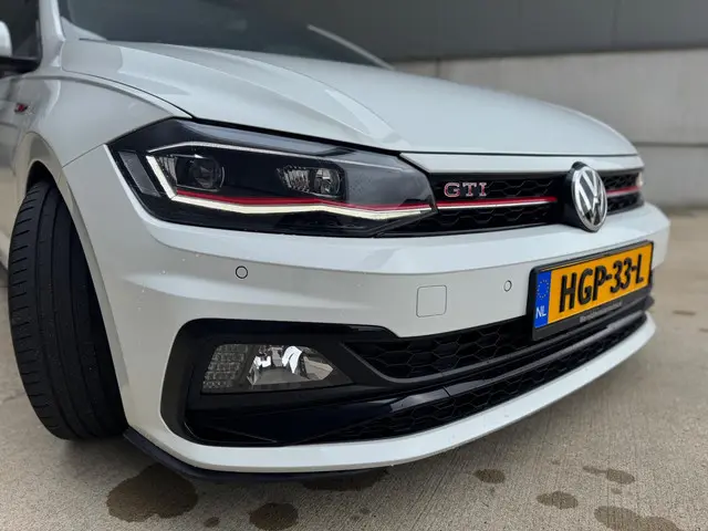 Volkswagen Polo 2.0 TSI GTI 2019 Benzine 8