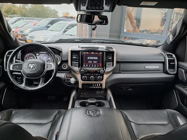 Dodge Ram 1500 5.7 V8 4x4 Crew Cab Laramie 2019 LPG/Gas 5