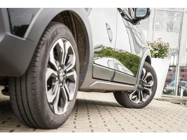 Honda Jazz 1.5i e:HEV CROSSTAR 2023 Hybride Benzine 13