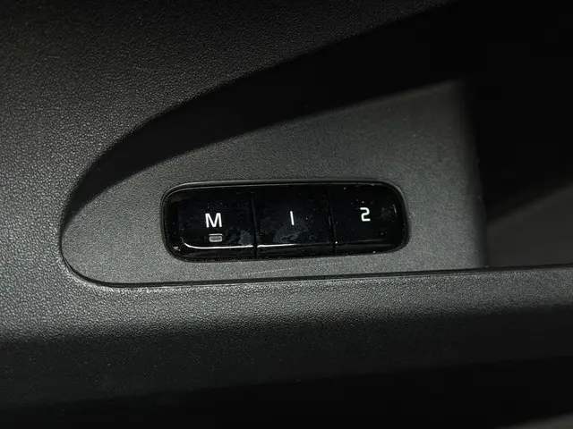 Polestar 2 Long Range Dual Motor AWD 2020 Elektrisch 27