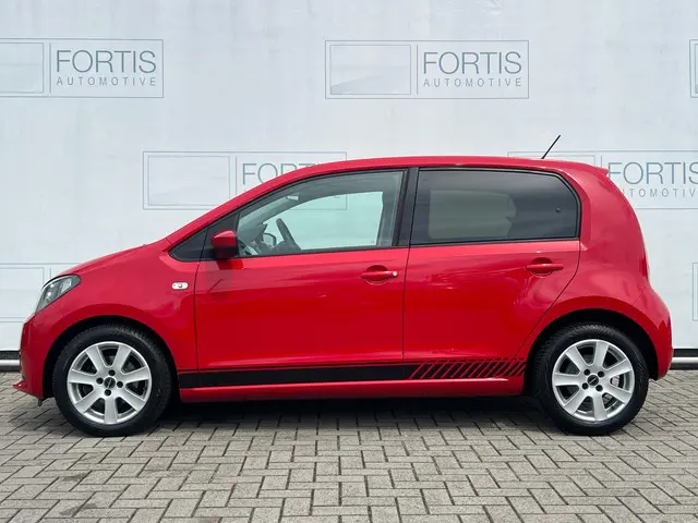 SEAT Mii 1.0 Sport Dynamic 2015 Benzine 25