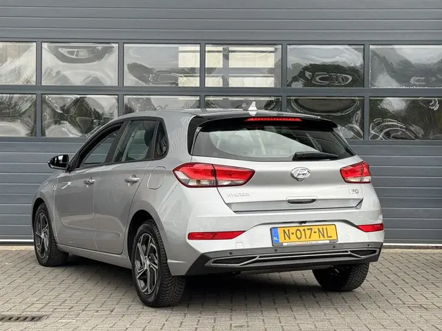 Hyundai i30 1.0 T-GDI MHEV COMFORT SMART 2021 Benzine 15