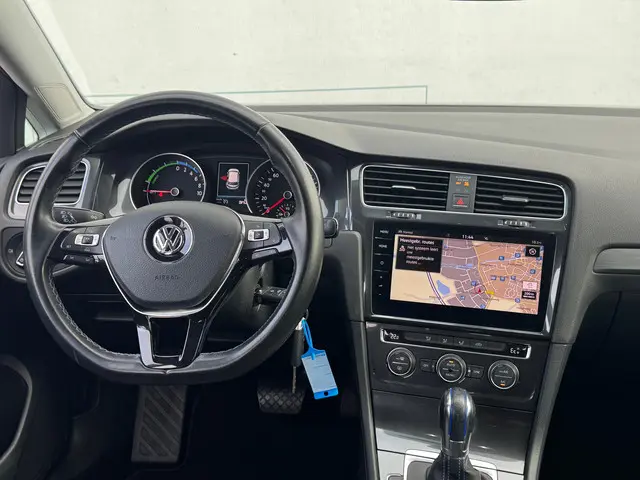 Volkswagen e-Golf e-Golf 2017 Elektrisch 4