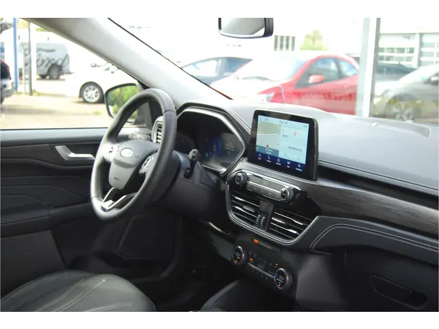 Ford Kuga 2.5 PHEV 225PK Vignale 2022 Hybride Benzine 38