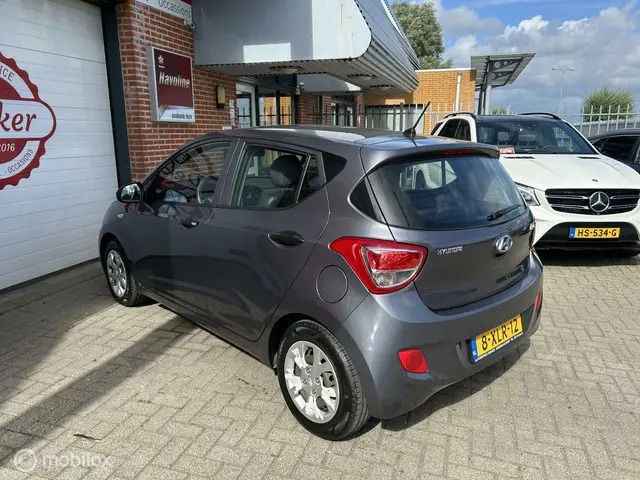 Hyundai i10 1.0i i-Motion Comfort 2014 Benzine 20