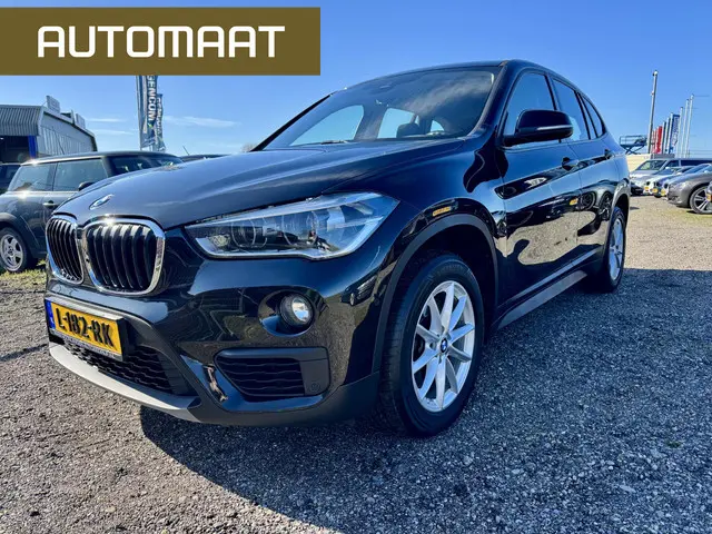BMW X1 xDrive20i High Executive 2018 Benzine 3