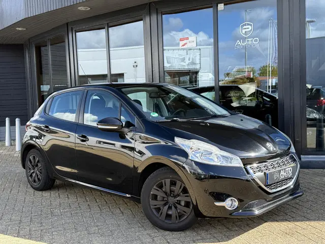 Peugeot 208 1.2 VTi Envy 2013 Benzine 2