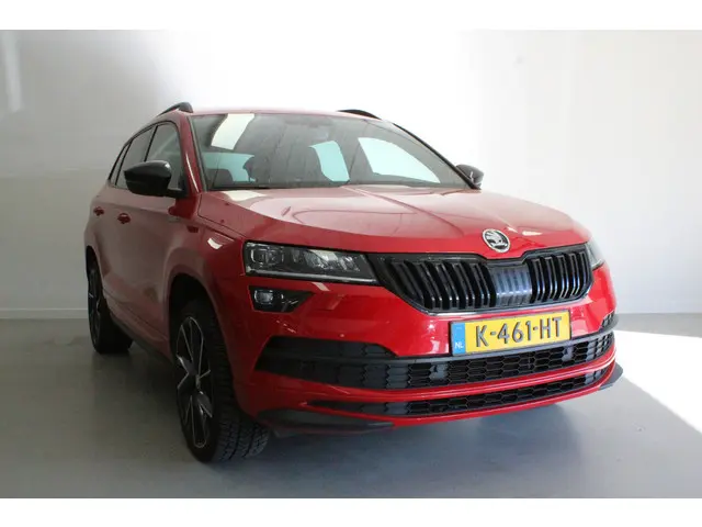 Škoda Karoq 1.5 TSI ACT Sportline Business 2021 Benzine 2