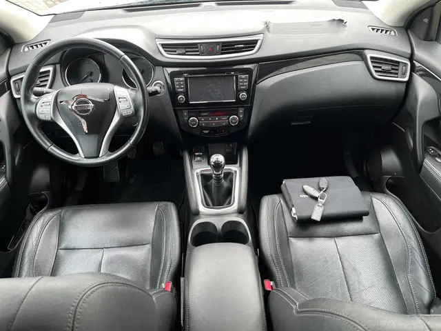 Nissan QASHQAI 1.2 Tekna - Front Schade - BPM 2014 Benzine 13