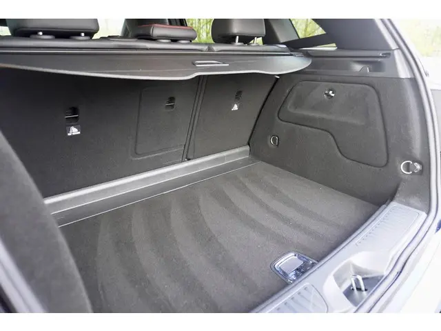 Mercedes-Benz B-Klasse 160 Business 2017 Benzine 22