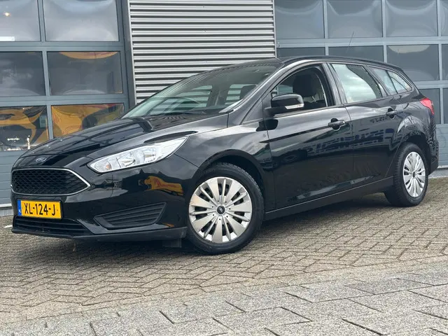 Ford Focus Wagon 1.0 Trend | Airco | APK | NAP 2017 Benzine 3