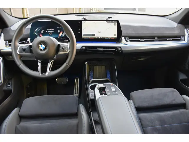 BMW X2 sDrive20i 2024 Benzine 9