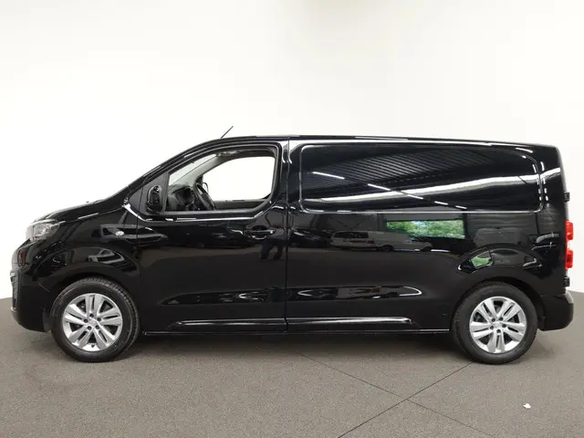 Peugeot Expert L2H1 100pk Premium 2022 Diesel 4