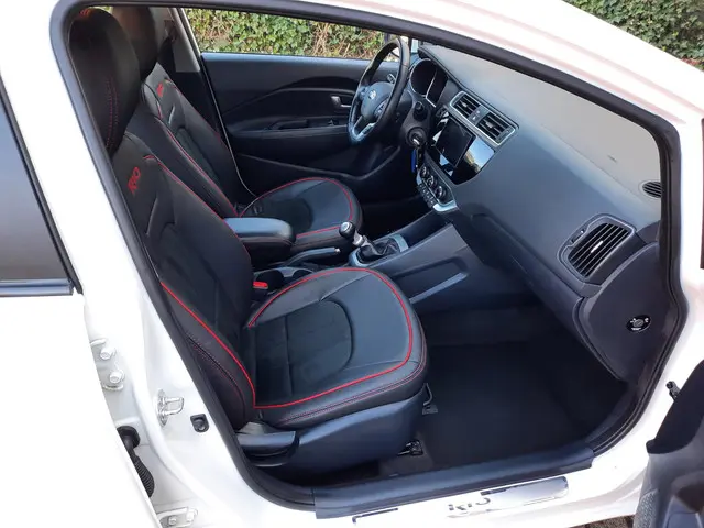 Kia Rio 1.2 CVVT ComfortLine 2016 Benzine 16
