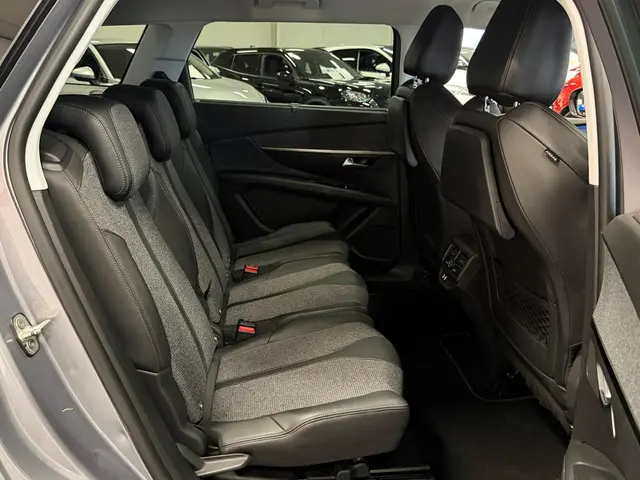 Peugeot 5008 1.2 PureTech Allure 2019 Benzine 16
