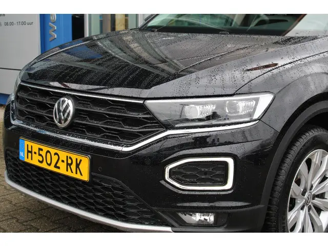 Volkswagen T-Roc 1.5 TSI Sport 2020 Benzine 34