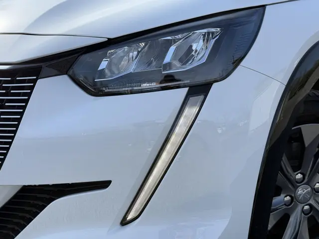 Peugeot e-208 EV Active Pack 50 kWh 2022 Elektrisch 32