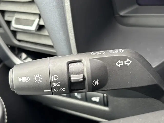 Nissan QASHQAI MHEV 140 MT Tekna 2024 Benzine 25