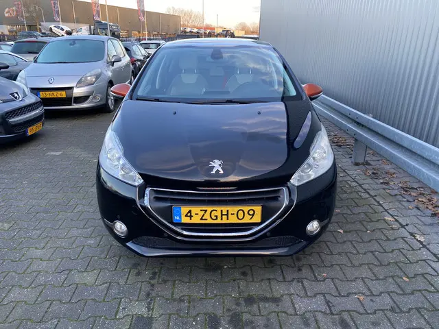 Peugeot 208 1.2 e-VTi Roland Garros 2014 Benzine 7