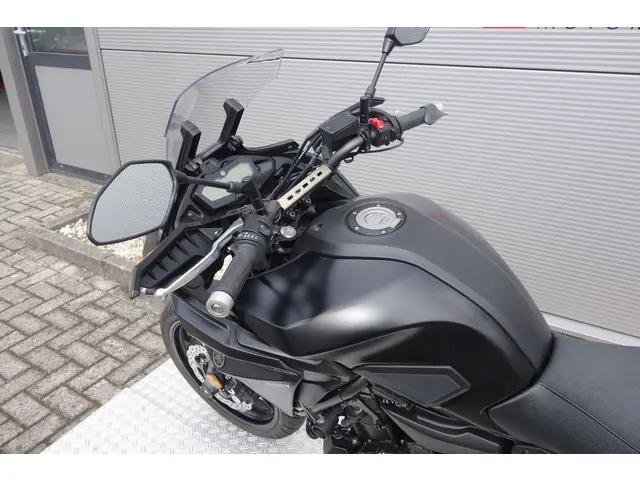 Yamaha TRACER 700 ABS 2018 Benzine 21