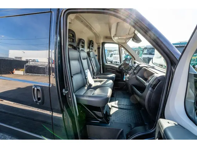 Peugeot Boxer 2.2 HDI 2020 Diesel 8
