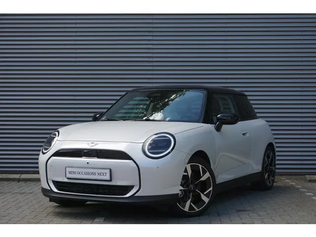 MINI 3-Deurs Cooper E 2025 Elektrisch 37