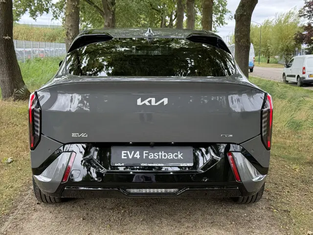 Kia EV4 GT-PlusLine 81.4 kWh 2025 Elektrisch 8