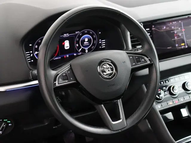 Škoda Karoq 1.0 TSI Style Business 2019 Benzine 17