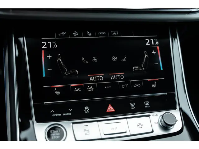 Audi Q8 55 TFSI-E quattro 2023 Hybride Benzine 42