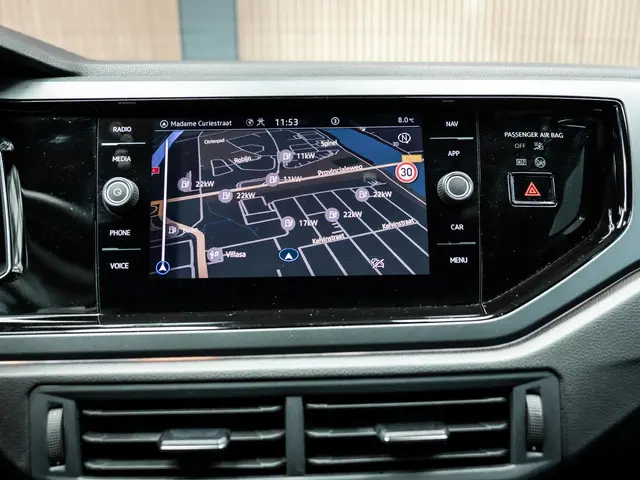 Volkswagen Polo 1.0 TSI R-Line Edition 2025 Benzine 44