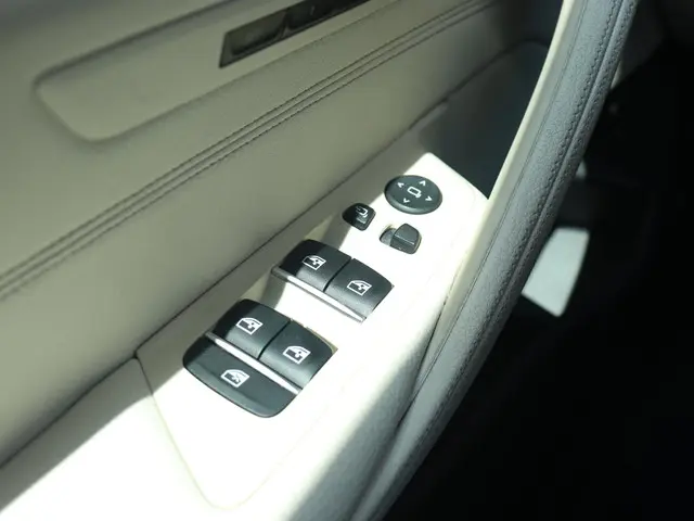 BMW 5 Serie Sedan 520i 2020 Benzine 31