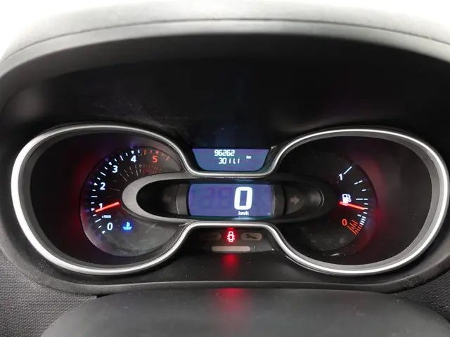 Renault Trafic Passenger 2.0 dCi 120 L2H1 2019 Diesel 15