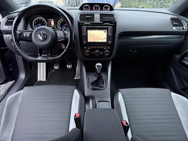 Volkswagen Scirocco 2.0 R 2016 Benzine 10