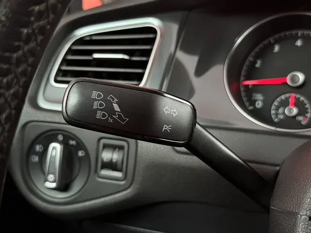 Volkswagen Golf 1.4 TSI Comfortline 2017 Benzine 39