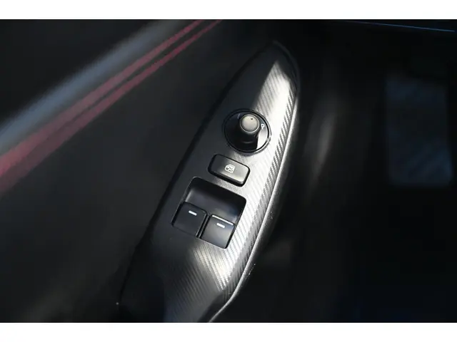 Mazda MX-5 SkyActiv-G 160 6MT TS+ 2016 Benzine 25