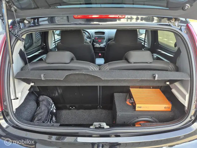 Peugeot 107 1.0 Active AIRCO AUTOMAAT NAP 2013 Benzine 7