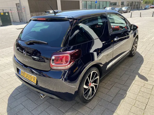 DS DS 3 1.2 PureTech Inès de la Fressange 2015 Benzine 5