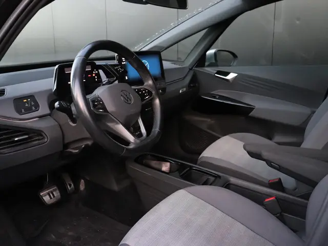 Volkswagen ID.3 First 58 kWh 2020 Elektrisch 13