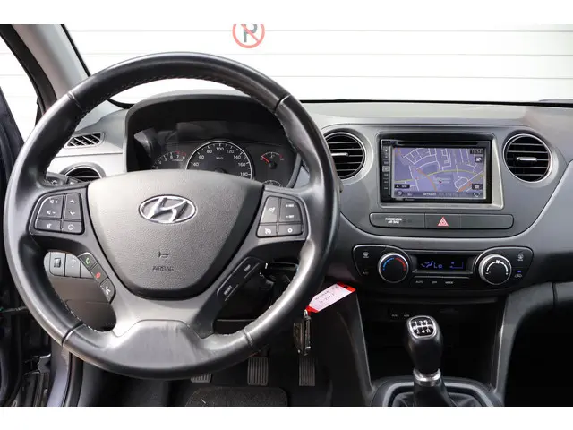 Hyundai i10 1.0i i-Motion Go! 2016 2016 Benzine 10