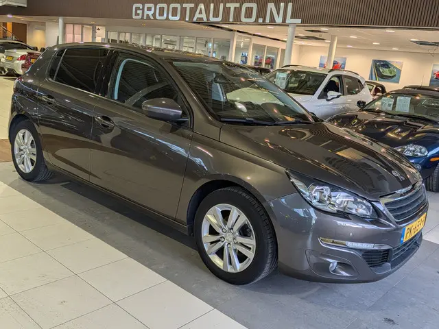 Peugeot 308 1.2 VTi Blue Lease 2013 Benzine