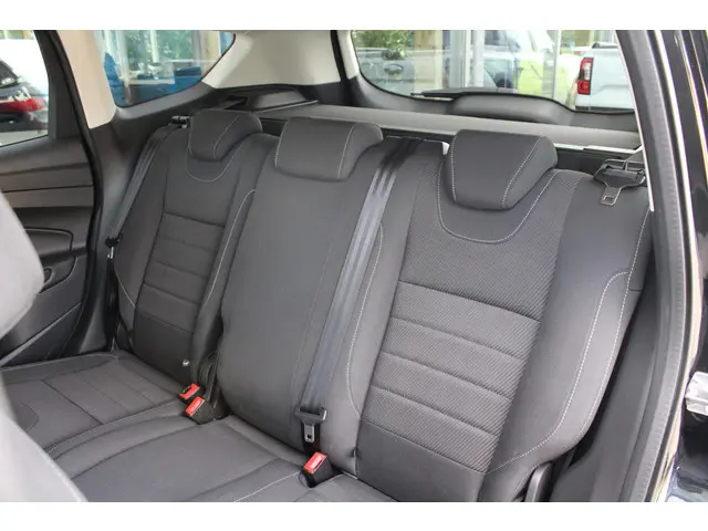 Ford Kuga 1.5 Trend Edition 2015 Benzine 11