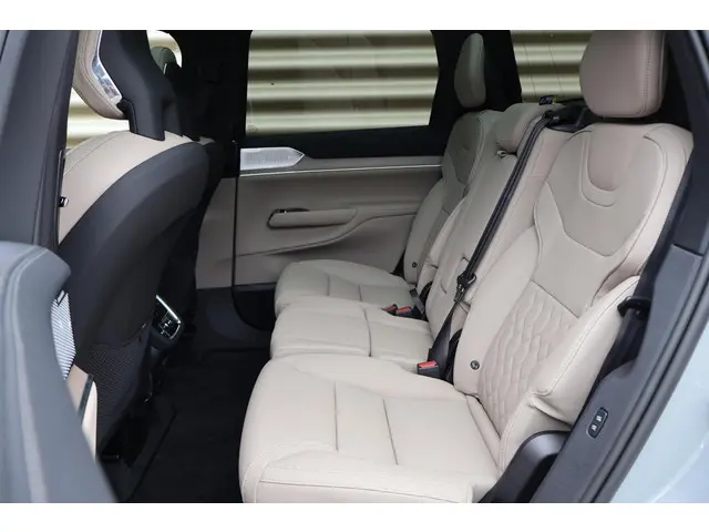 Volvo EX90 Twin Motor Ultra 7p. 111 kWh 2025 Elektrisch 25