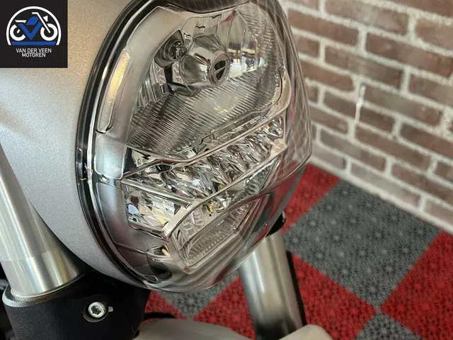 Ducati Monster 797 ABS 2018 Benzine 8