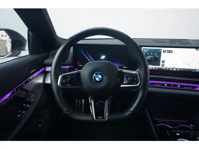BMW i5 Sedan eDrive40 2024 Elektrisch 16