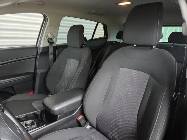 Kia Sportage 1.6 T-GDi MHEV GT-Line Edition 2023 Benzine 6